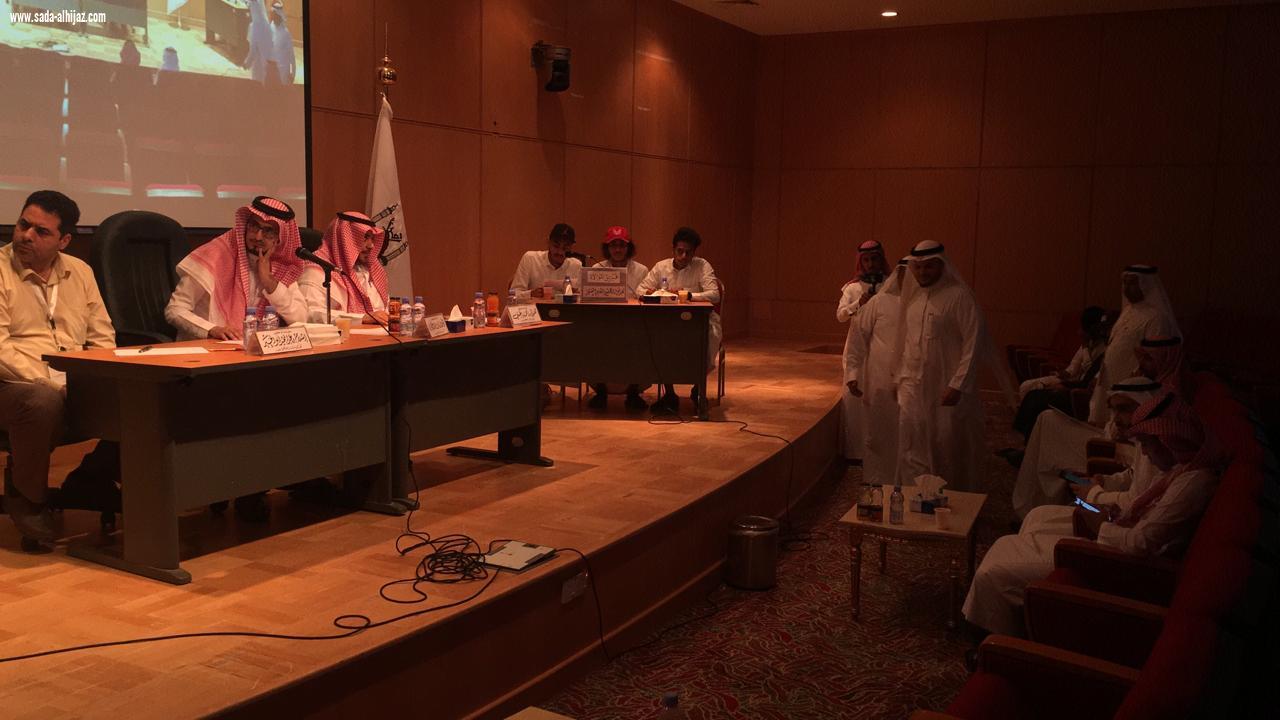 أم القرى  تنهي فعاليات مسا بقة  المناظرات والمشاركين يترقبون النتائج 
