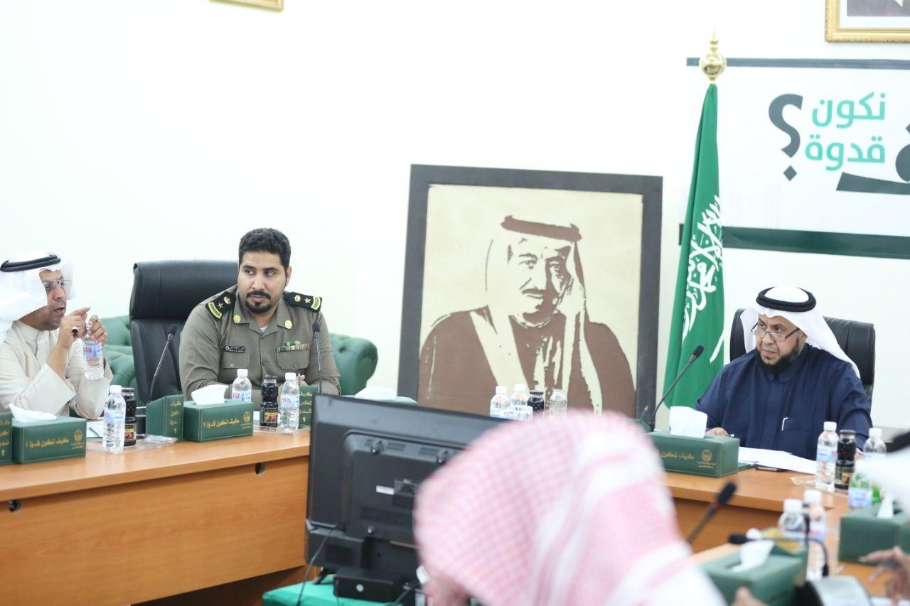 محافظ الكامل يعقد اجتماع لجنة التنمية السياحية الثاني بالمحافظه..