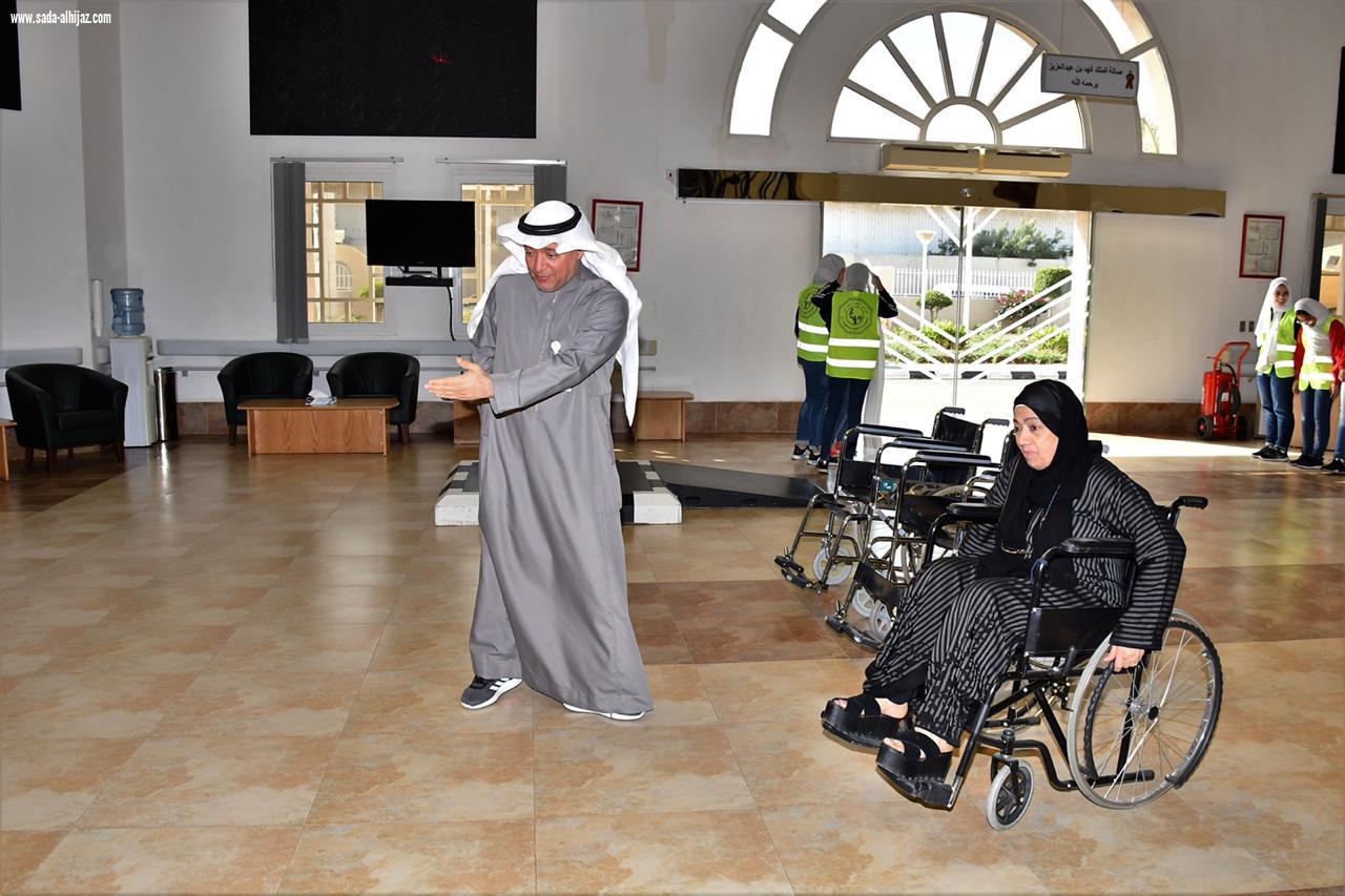 مركز الملك عبدالله بن عبدالعزيز لرعاية الأطفال المعوقين بجدة يستضيف دورة مدارس الحمراء الرياضية الاولى