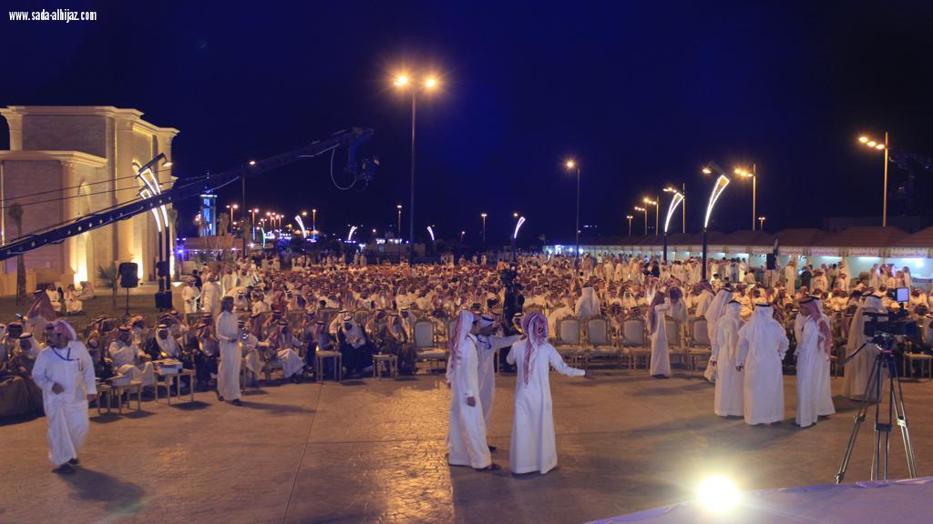 محافظ ميسان يدشن مهرجان العنب الثالث ببني سعد