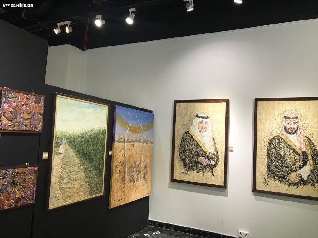 بمعرض دبي ( ذاكرة الفل الجازاني ) للفنان التشكيلي السعودي عبدالوهاب عطيف