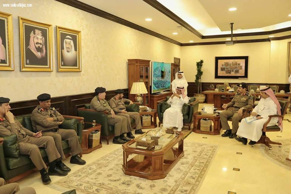 مدير مدني منطقة مكة يجتمع مع مدير جامعة ام القرى لمناقشة مواضيع السلامة والحمية والتوعية
