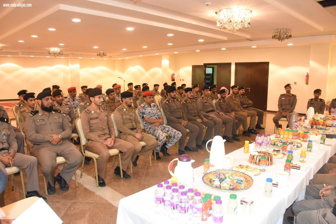 بمناسبة عيد الفطر المبارك سجون جازان تقيم معايدة لمنسوبيها