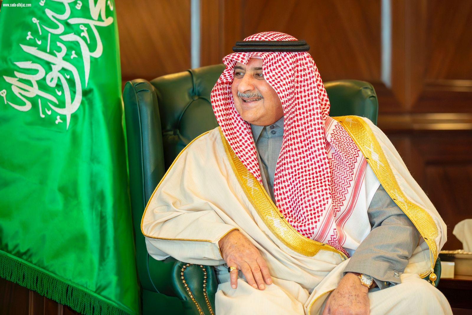 أمير تبوك يستقبل معالي وزير التعليم ويدشن ويضع حجر الأساس لمشروعات تعليمية بأكثر من 138 مليون ريال بالمنطقة   