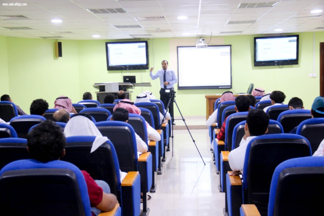 300 شاب وفتاة  يستفيدون من دورتي جمعية التنمية الاجتماعية بحاكمة أبوعريش