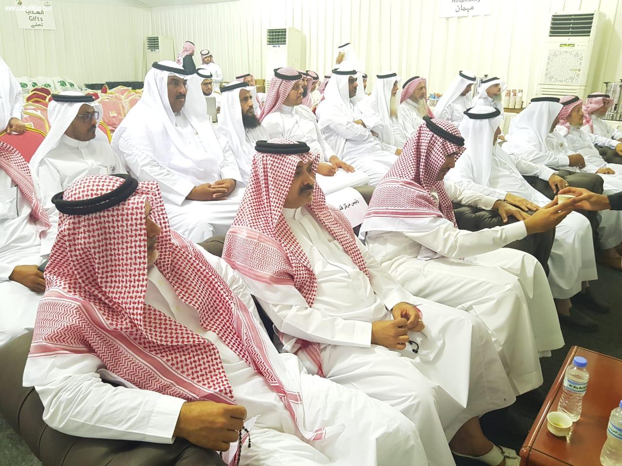 بالصورمحافظ خليص يفتتح الموقع الثاني لمبادرة درب الأنبياء بوادي قديد 