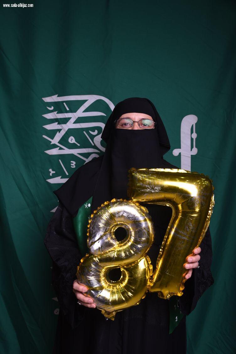 شاعرة مكة حنان آل ناضرين تشارك في اليوم الوطني87