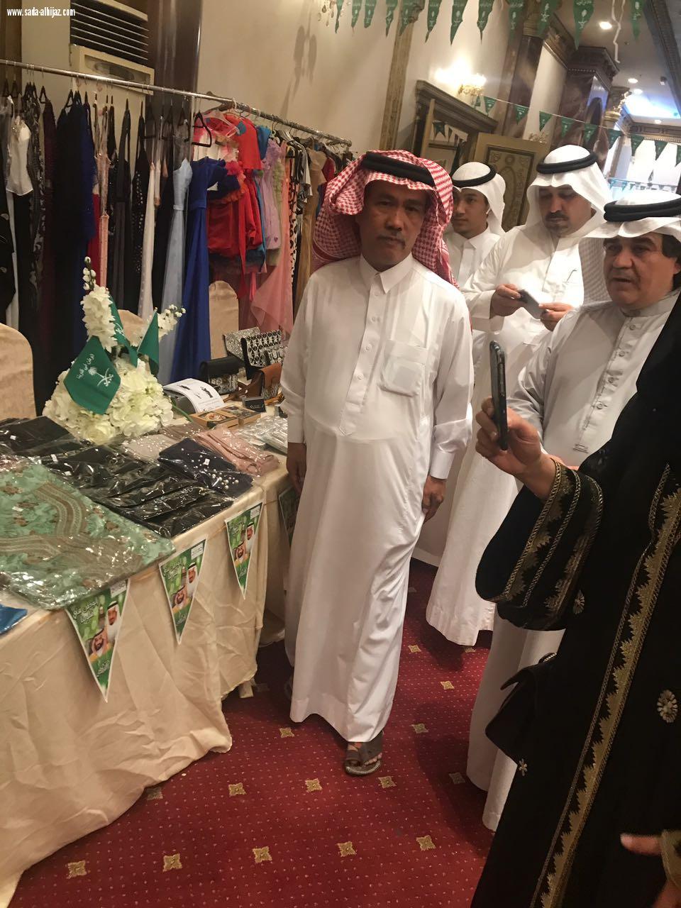 اختتام بازار بنات الجزيرة السنوي الثاني بنجاح كبير بحضور اكثر من 2000 زائرة 