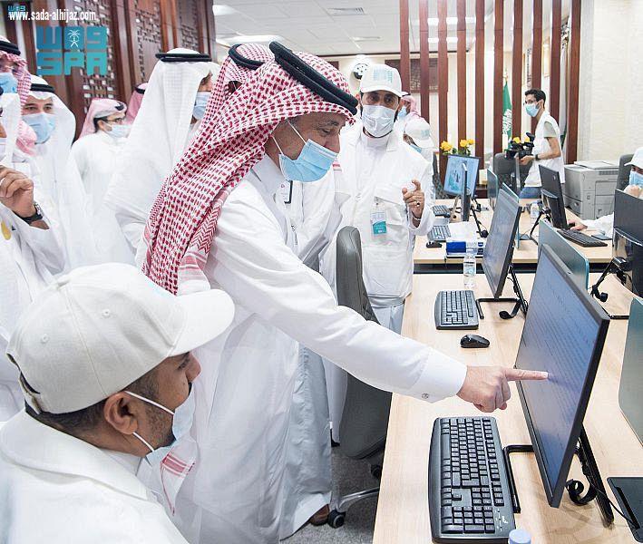 وزير الإعلام يثمن تعاون جامعة أم القرى مع منظومة الإعلام ، ويدشن المركز الإعلامي لـــواس بمقر الجامعة