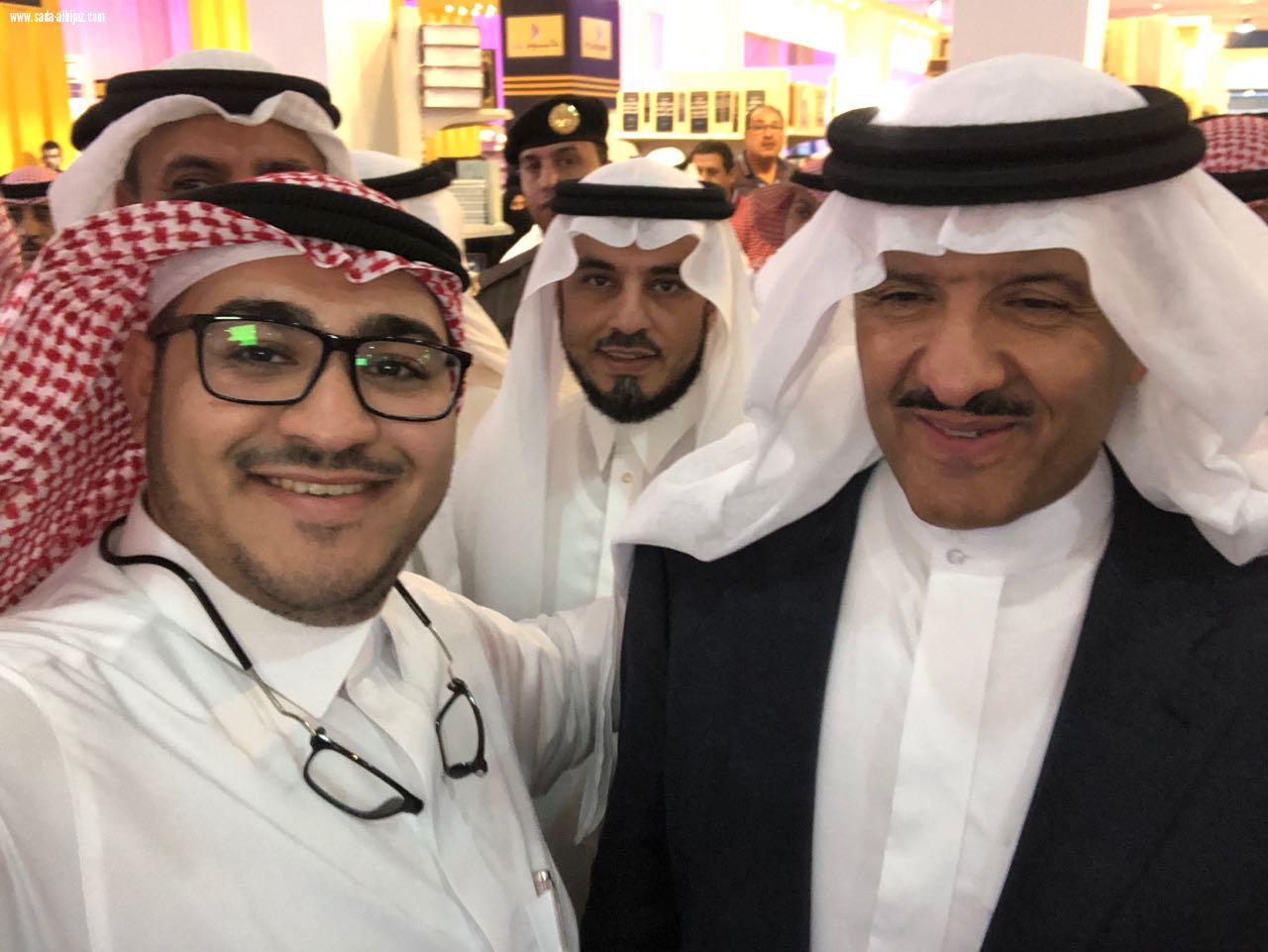 سلطان بن سلمان يشرف تدشين كتاب الزميل سلمان عيد رئيس تحرير الزميلة اصداء وطني وصدى الحجاز تهنأه