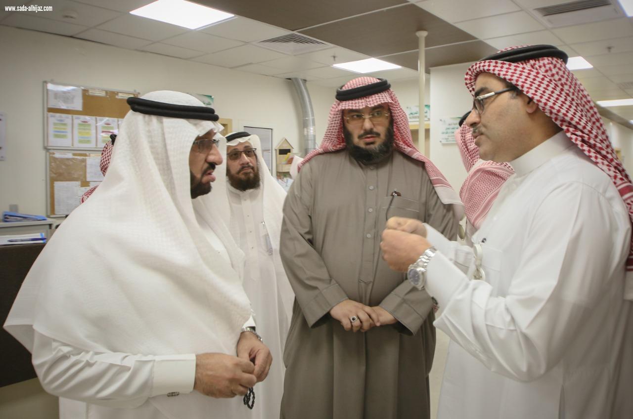 بمناسبة اليوم العالمي للسرطان 2019 : معالي رئيس المجلس الاستشاري للجمعية الخيرية لرعاية مرضى السرطان بالمدينة المنورة (أحياها) يزور المرضى المنومين في مستشفى الملك فهد