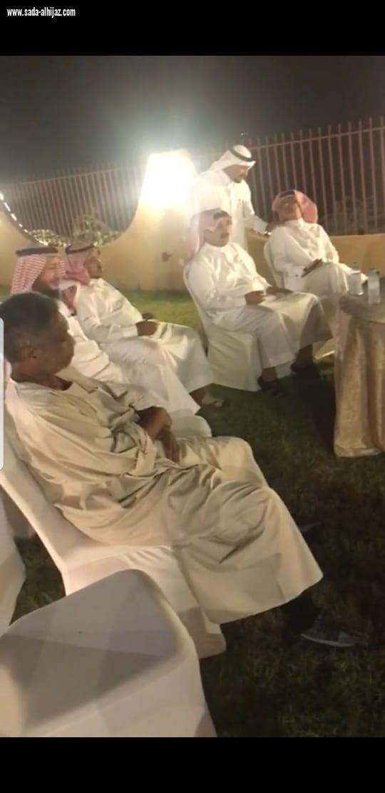 لقاء أخوي لخريجي دفعة “1408 ” من كلية التربية بفرع جامعة الملك سعود بأبها