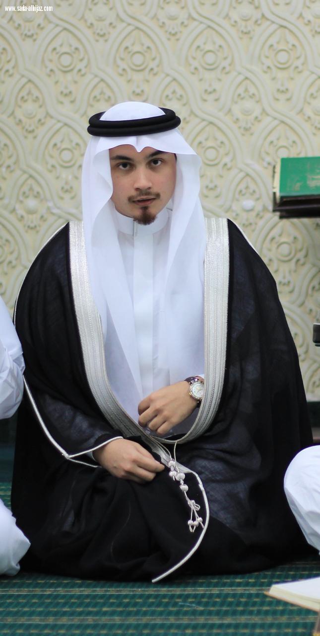مدير ثقافة مكة صالح الانديجاني يحتفل بعقد قران ابنه الدكتور انس