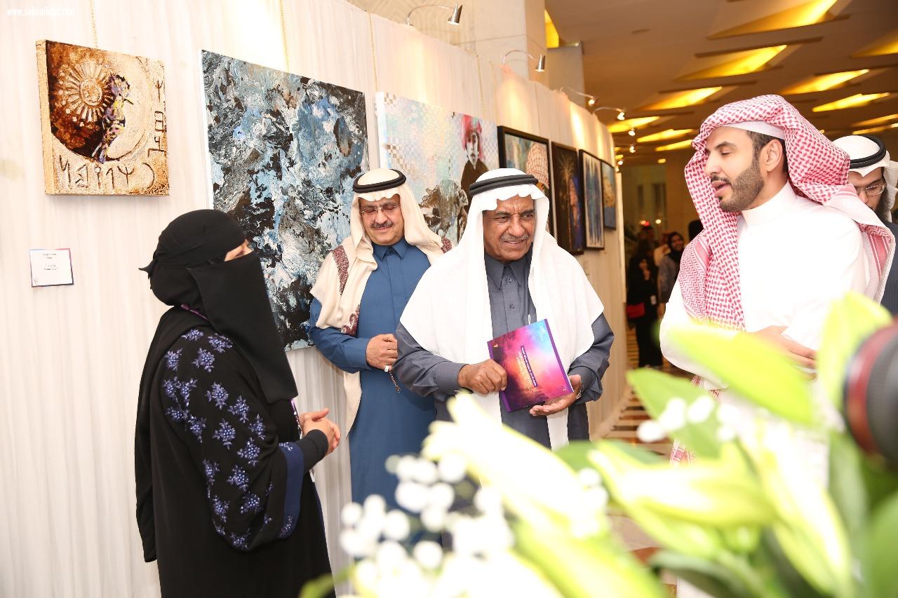 خمسةعشرفنانة مشاركة في معرض اندماج الحضارات الرابع بالتعاون مع جمعية الثقافة والفنون (بالرياض)