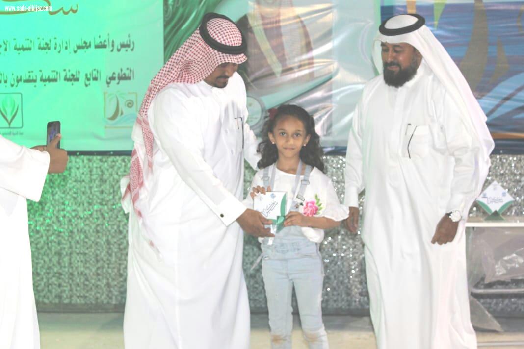 مهرجان ساحل عسير للتراث البحري بالقحمة يختتم فعالياته بكرنفال انشادي وتكريم الرعاة الاعلاميين