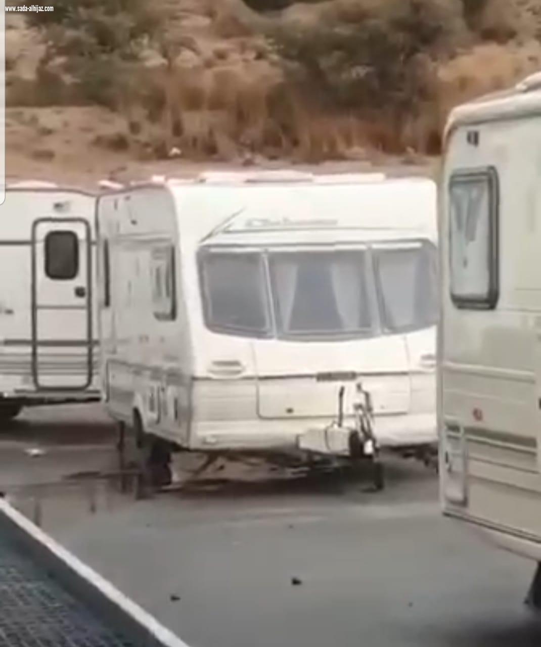مواطن يشارك ب 12 كرافان مجانا لخدمة المشاركين في حريق منتزهات عسير