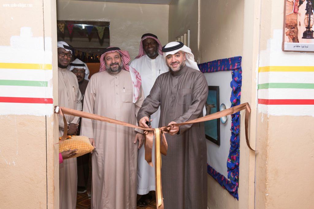 الثقافة والفنون تفتتح معرض التصوير بخيبر النعمان: ركن بالجنادرية لمعرض التصوير بخيبر هذا العام