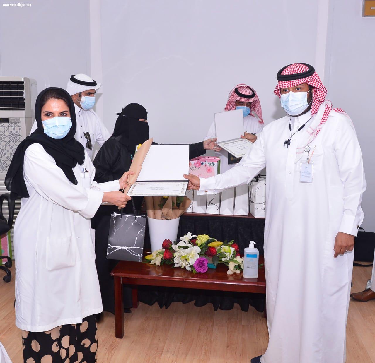 في ظل تطبيق الاحترازات الوقائية: منتدى إعلاميات الشرقية يكرم أكثرمن٨١ من الممارسين الصحيين من أبطال الصحة يومي الثلاثاء والأربعاء