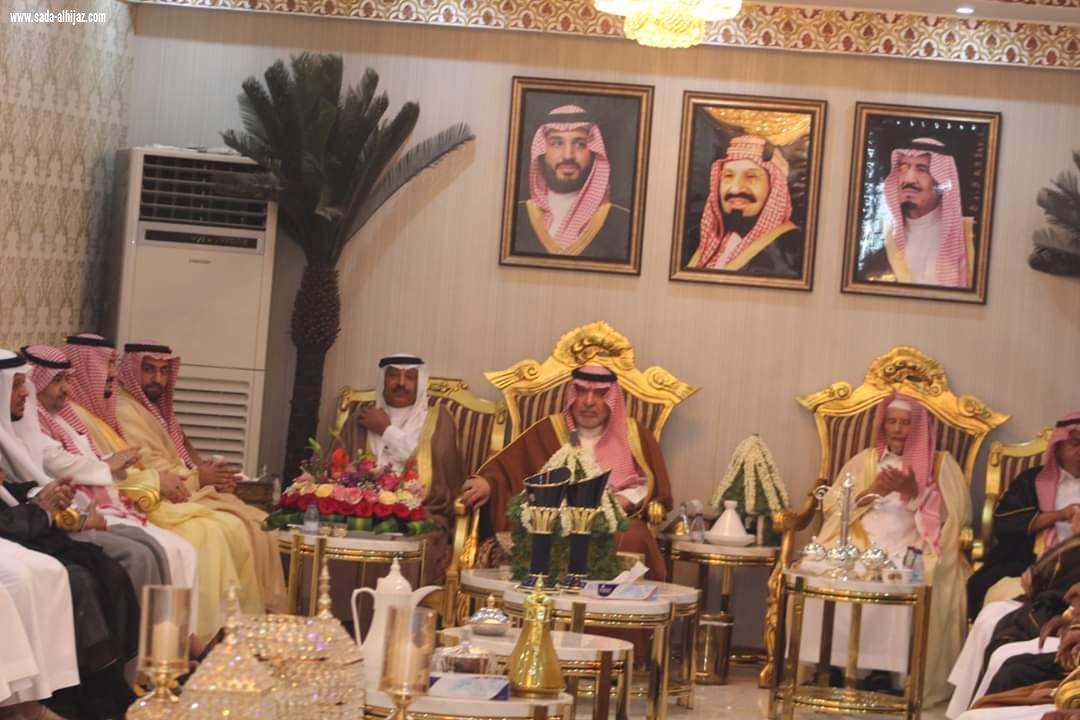 صاحب السمو الملكي الأمير الدكتور عبدالعزيز بن ناصر بن عبدالعزيز آل سعود يزور الشيخ أحمد المساوى بصامطة