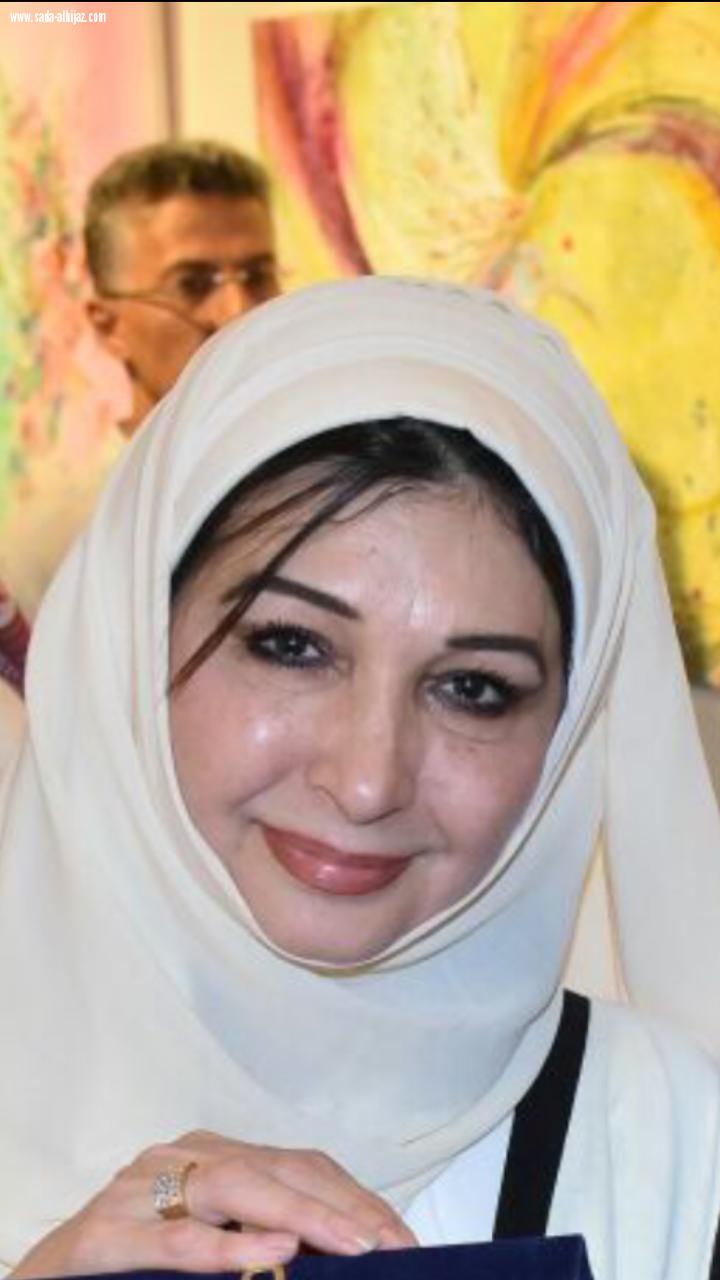 حوا ر مع الفنانة التشكيلية سهام منصور