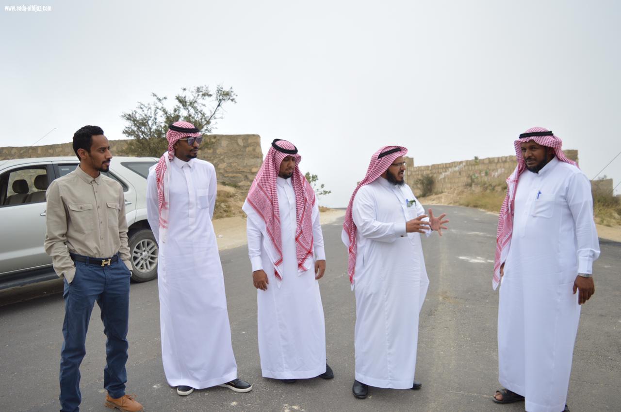 في زيارة لمنطقة جازان ولمدة ثلاثة أيام وصول فريق مكون من وزارة البيئة والمياه والزراعة والمؤسسة العامة للري لمعاينة مبادرة تأهيل المدرجات الزراعية وتطبيق تقنيات حصاد مياه الأمطار