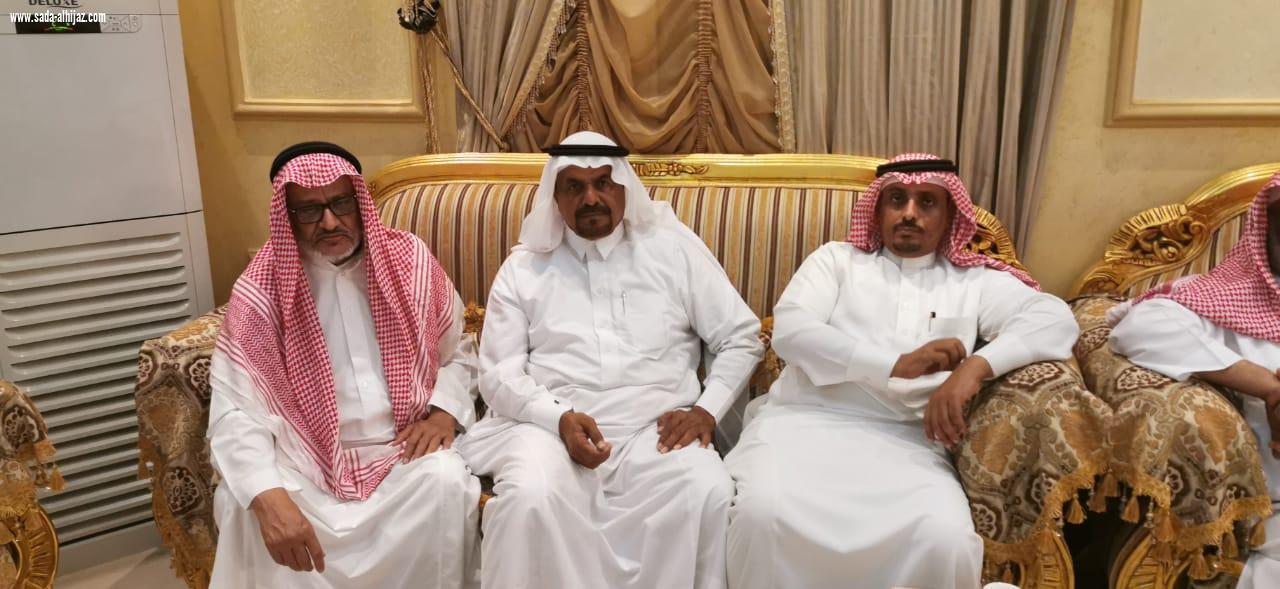 سعادة الوكيل المساعد لامارة منطقة جازان سابقا يكرم مجموعة من وجاهات المنطقة