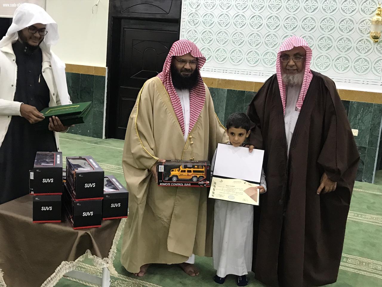 وقار تكرم أشبال حلقة التبيان