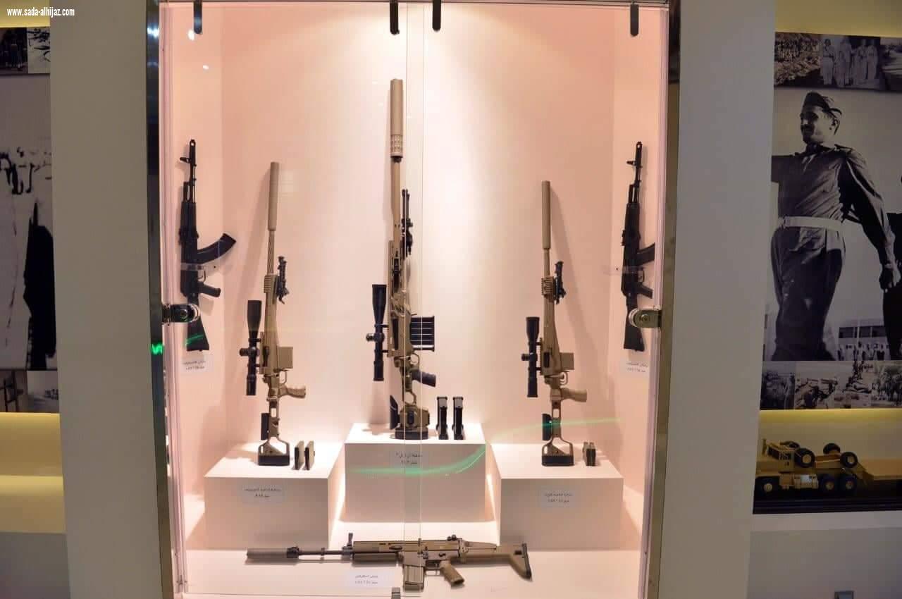 القوات البرية الملكية السعودية تشارك في جناح وزارة الدفاع بمهرجان الجنادرية 33