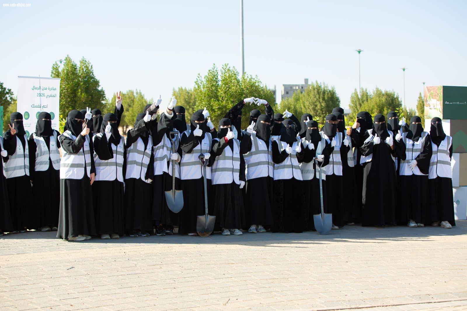 التطوع البلدي بتبوك: 785 متطوعًا و16,673 ساعة تطوعية خلال الربع الأول