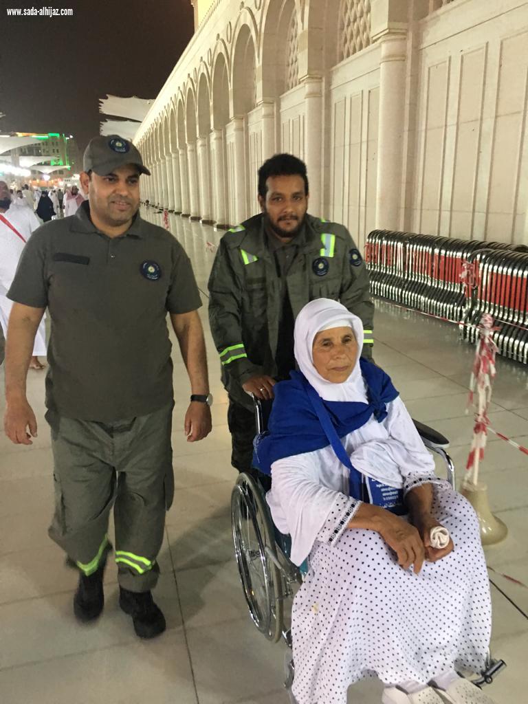 بالصور ..مشاركة المتطوعين في دعم وحدة التدخل في حالات الطوارئ بالمسجد النبوي الشريف