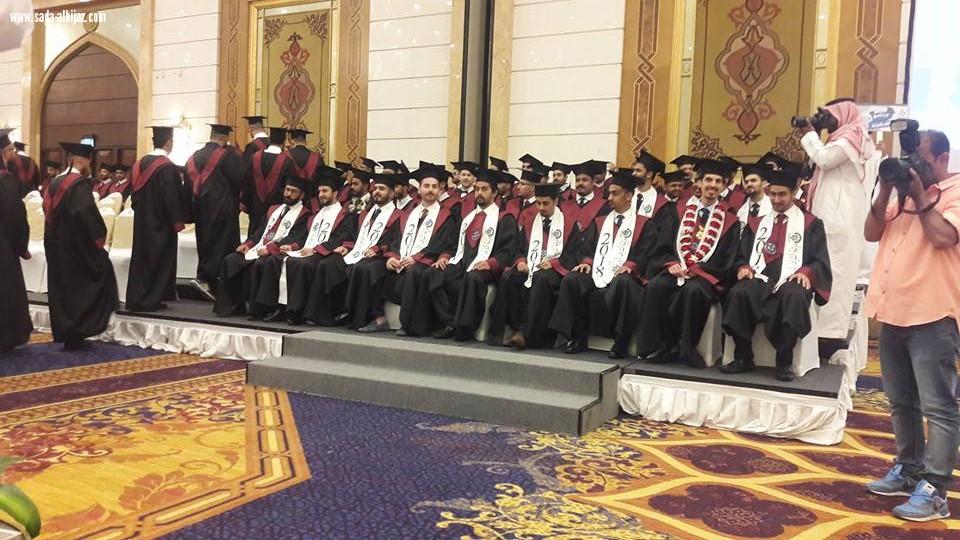 كلية ابن سيناء للعلوم الطبية بجدة تحتفل بتخرج 125 من طلابها من اقسام الطب العام وطب الاسنان والصيدلة الالكلينيكية والتمريض