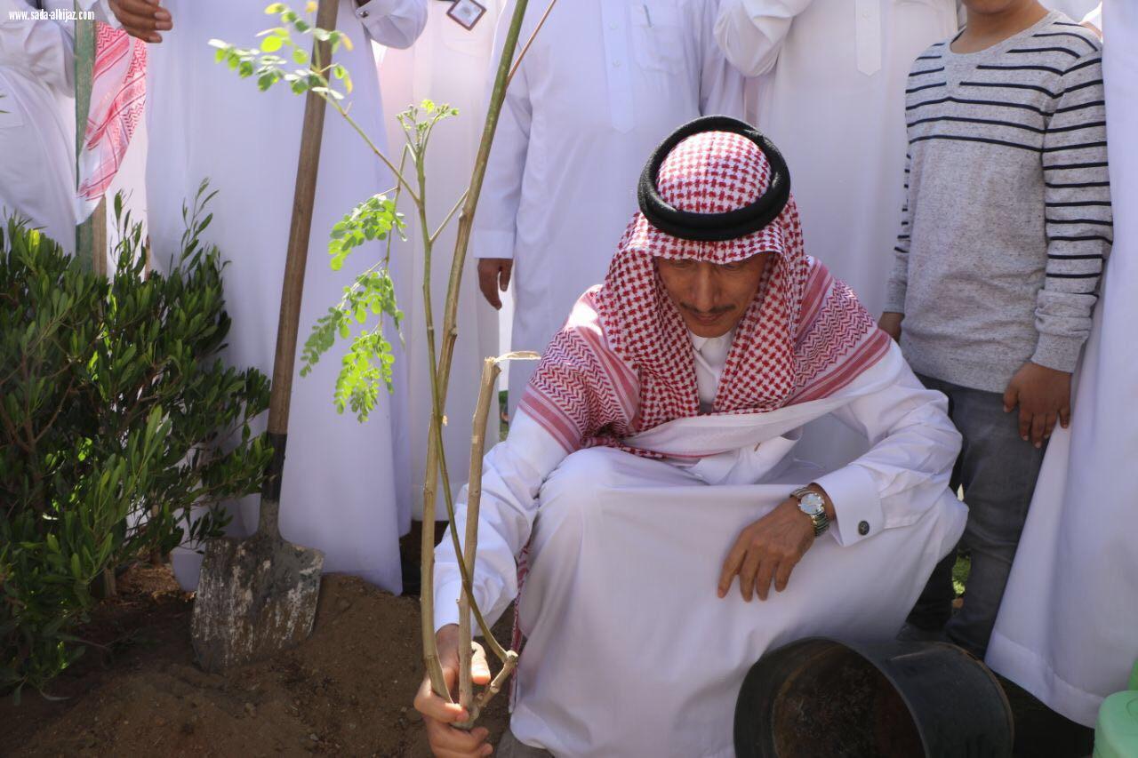 أمين الطائف يدشن حملة اغرسها لتشجير الطائف
