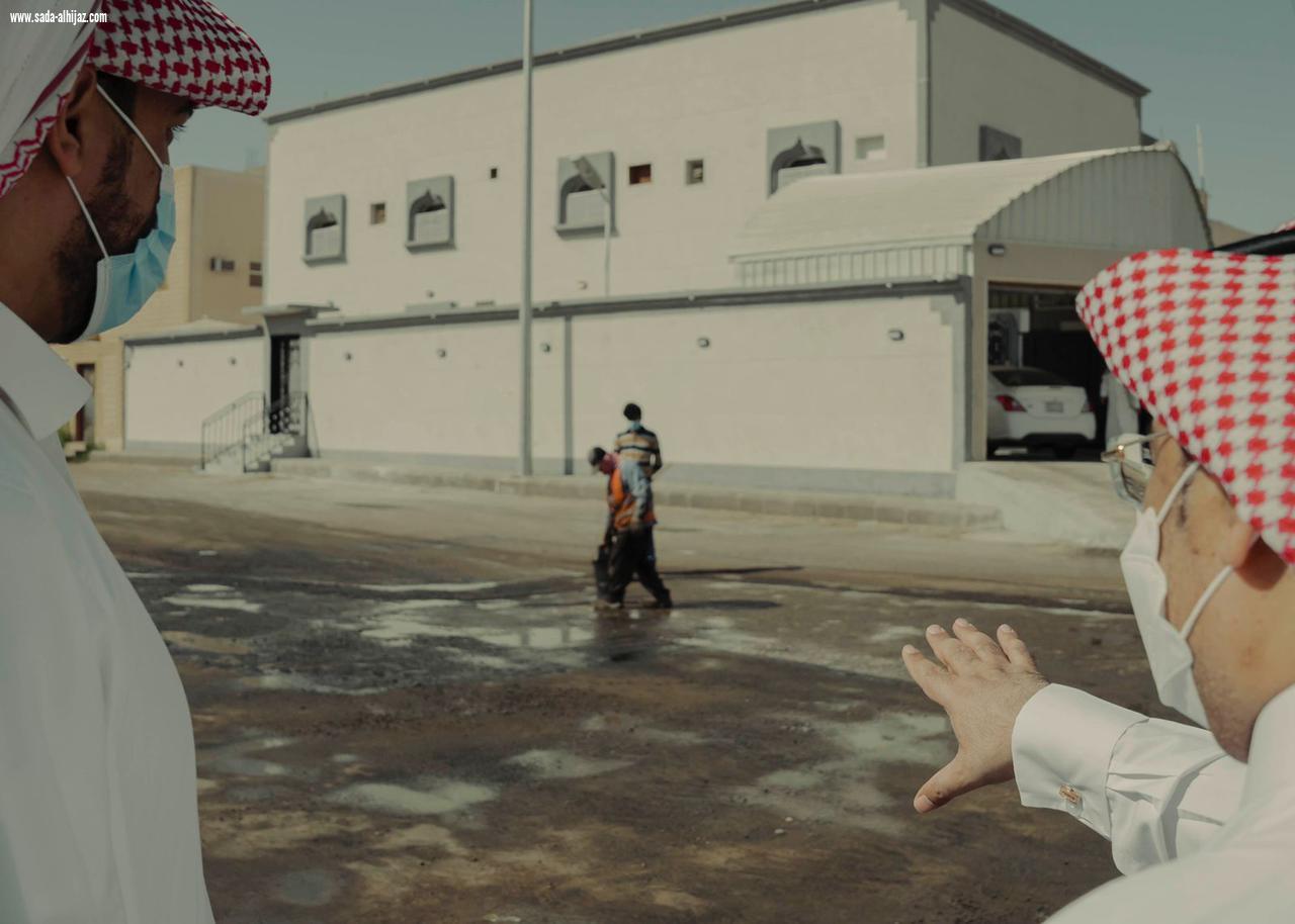 أمين الجوف يتفقد أعمال معالجة التشوه البصري بسكاكا ويشدد على تحقيق أهداف حملة التسعين يوما