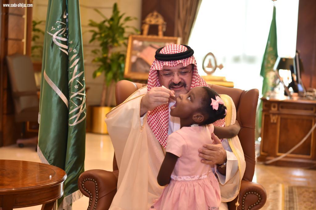 محافظ جدة يدشن الحملة الوطنية ضد شلل الاطفال