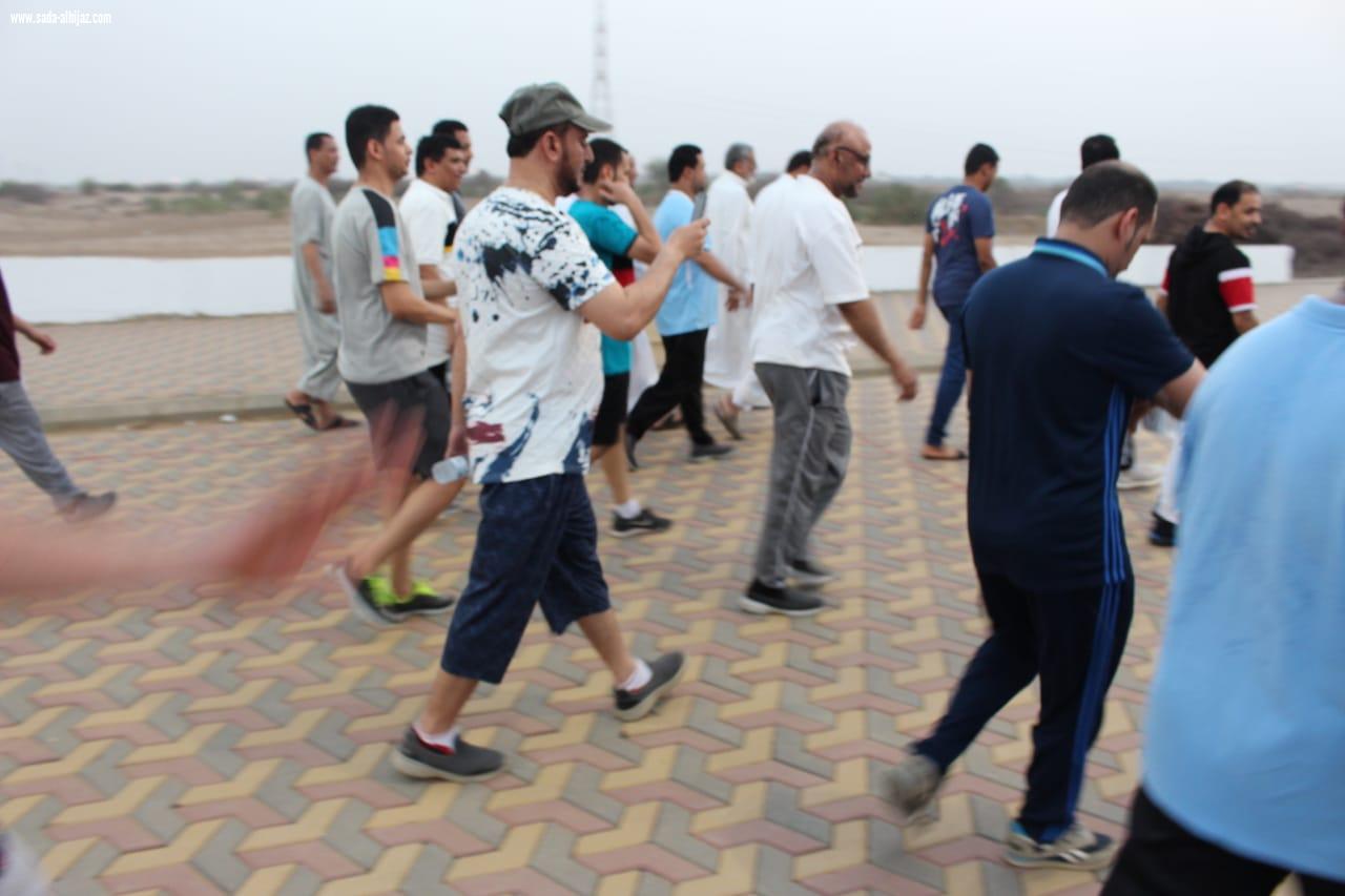 اللجنة الاجتماعية بمحافظة الطوال تطلق برنامج الرياضة صحة للجميع رياضة المشي