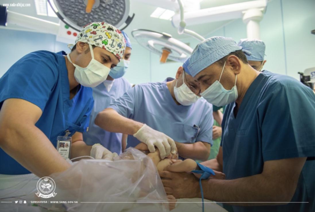 اكتمل العدد 50 عملية جميعها بأيدي الربيعة   قصص نجاح فصل التوائم تُحول المملكة إلى أيقونة تفوق طبي استثنائي