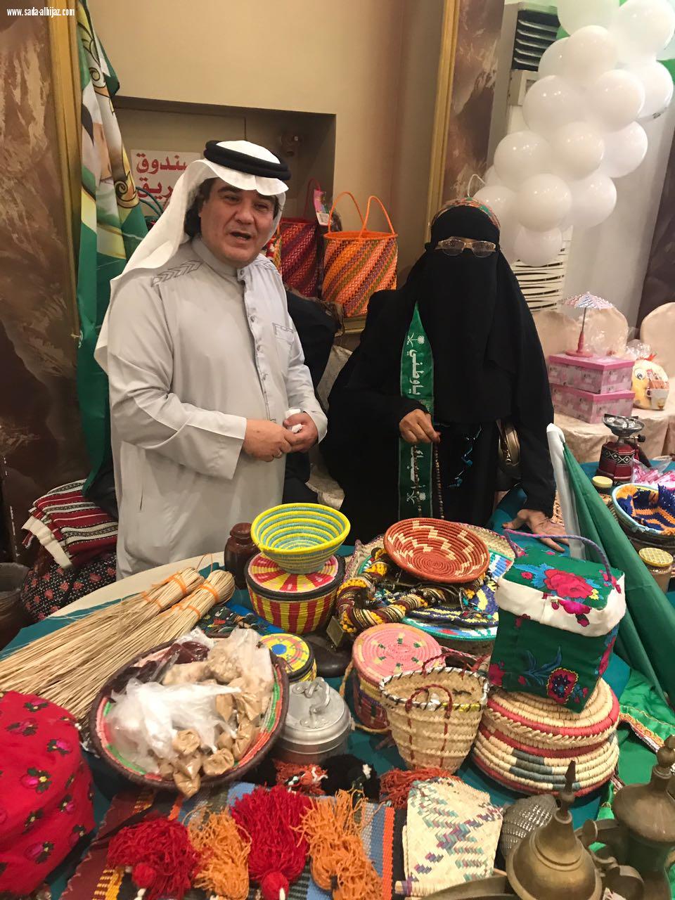 اختتام بازار بنات الجزيرة السنوي الثاني بنجاح كبير بحضور اكثر من 2000 زائرة 