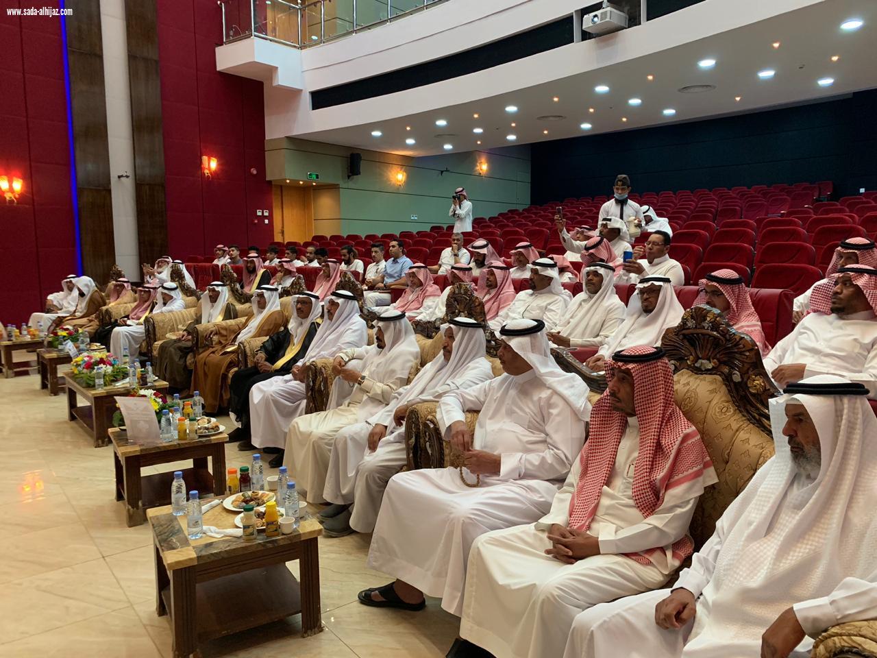 نظير تحقيقهم الصعود لممتاز بطولة كرة القدم للصالات تكريم بعثة نادي العلا برعاية محافظ العلا المكلف