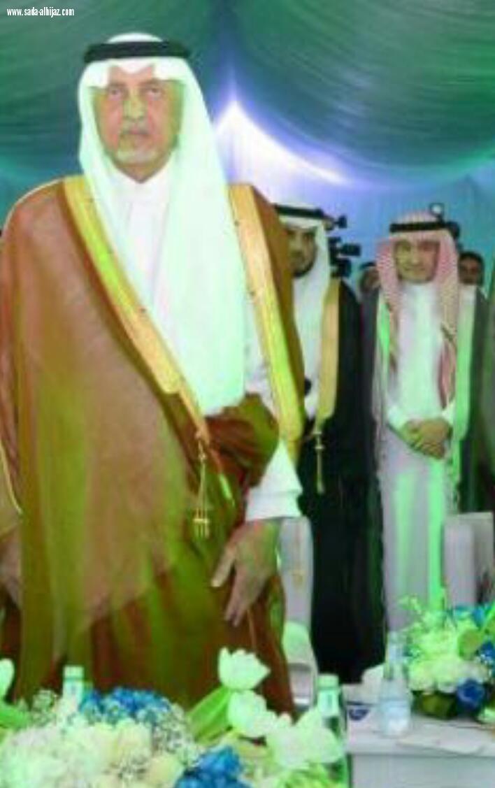 سمو الأمير خالد الفيصل يدشن مركز حي الصفا النموذجي  مراكز الاحياء  تعكس الجهود المجتمعية والإنسانية في خدمة الاحياء السكنية 