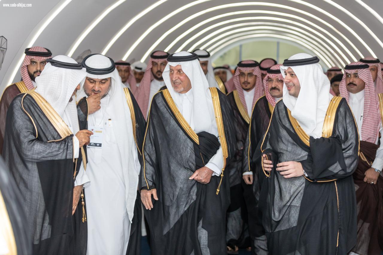 تحت رعاية كريمة من خادم الحرمين الشريفين وبحضور محافظ جدة ونائب أمير مكة الأمير خالد الفيصل يدشن فعاليات احتفال غرفة جدة بمرور 75 عاماً على تأسيسها
