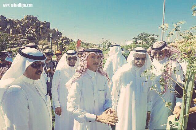 أمين الطائف يدشن حملة اغرسها لتشجير الطائف
