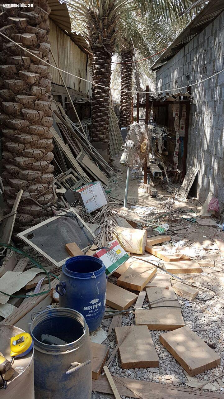 محافظ الاحساء إيقاف اي نشاط مهني مخالف