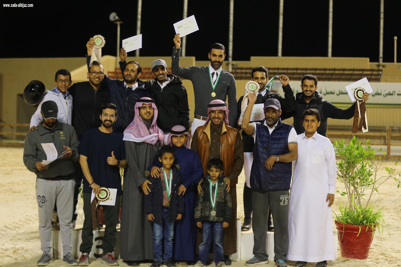 الفارسان القرزعي والبلادي ابطالا لكأسي اتحاد الفروسية في جدة والرياض .