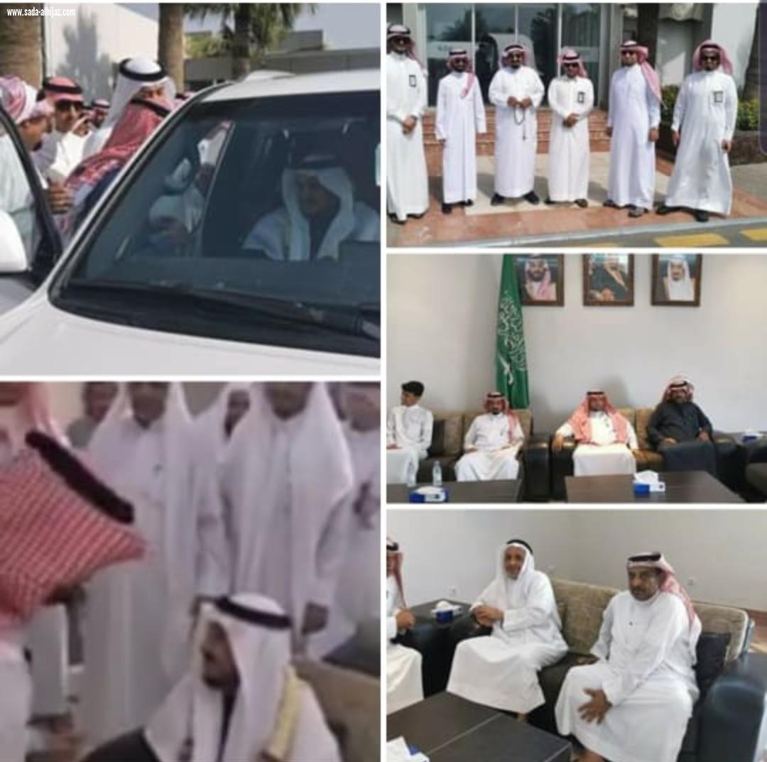 مشايخ وأعيان وابناء محافظة الطوال يستقبلون الدكتور عبدالرحمن ناشب بعد فترة علاجه بالرياض
