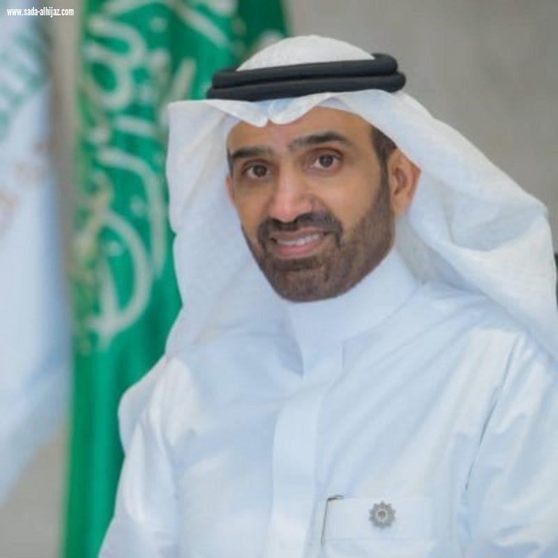 وزير الموارد البشرية عودة الموظفين ستكون تدريجي على مجموعات بهذه الطريقة