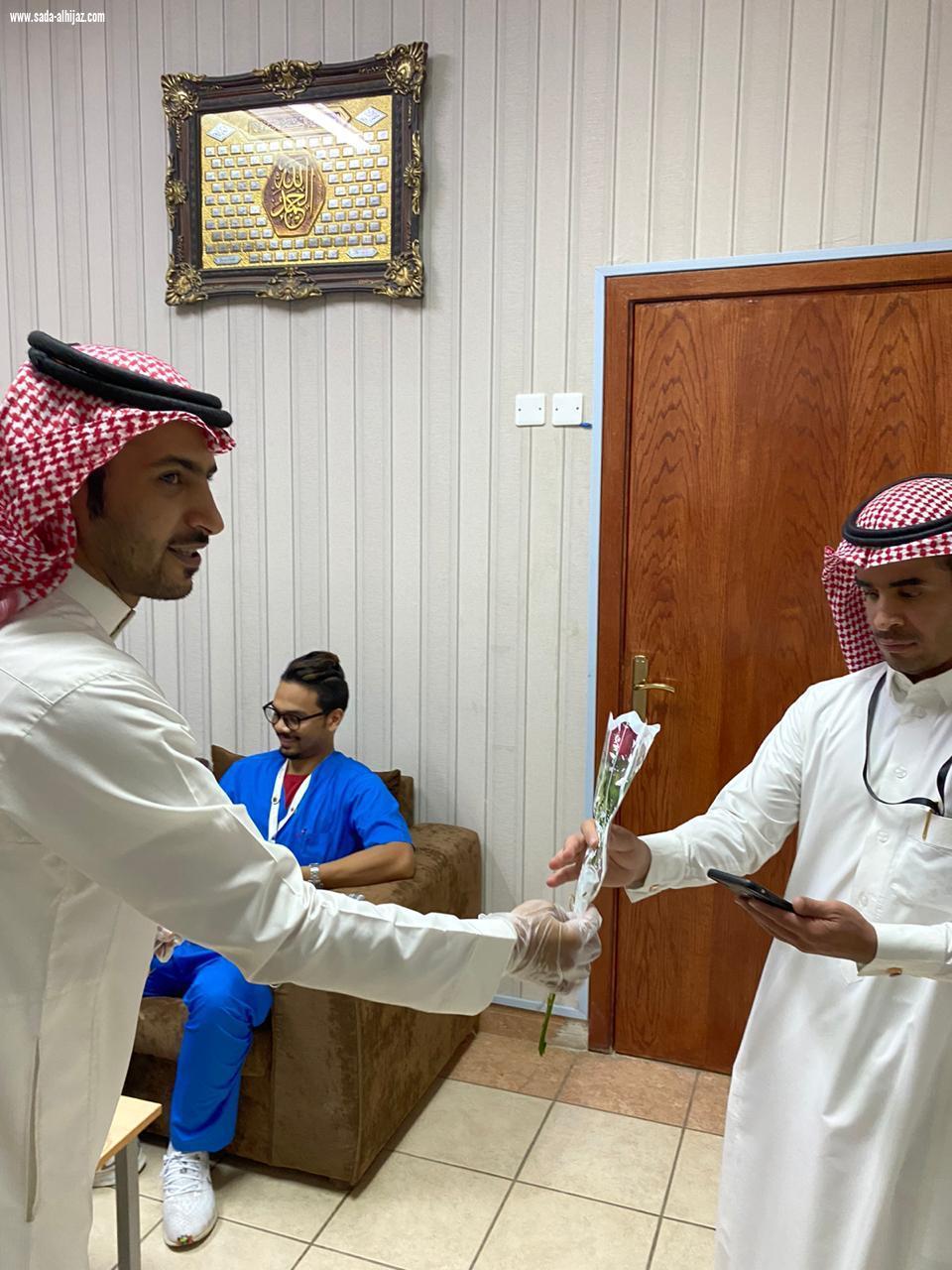 أطلق مبادرة نقدر جهودكم  بصمة التطوعي يكرم رجال الصحة بتربة