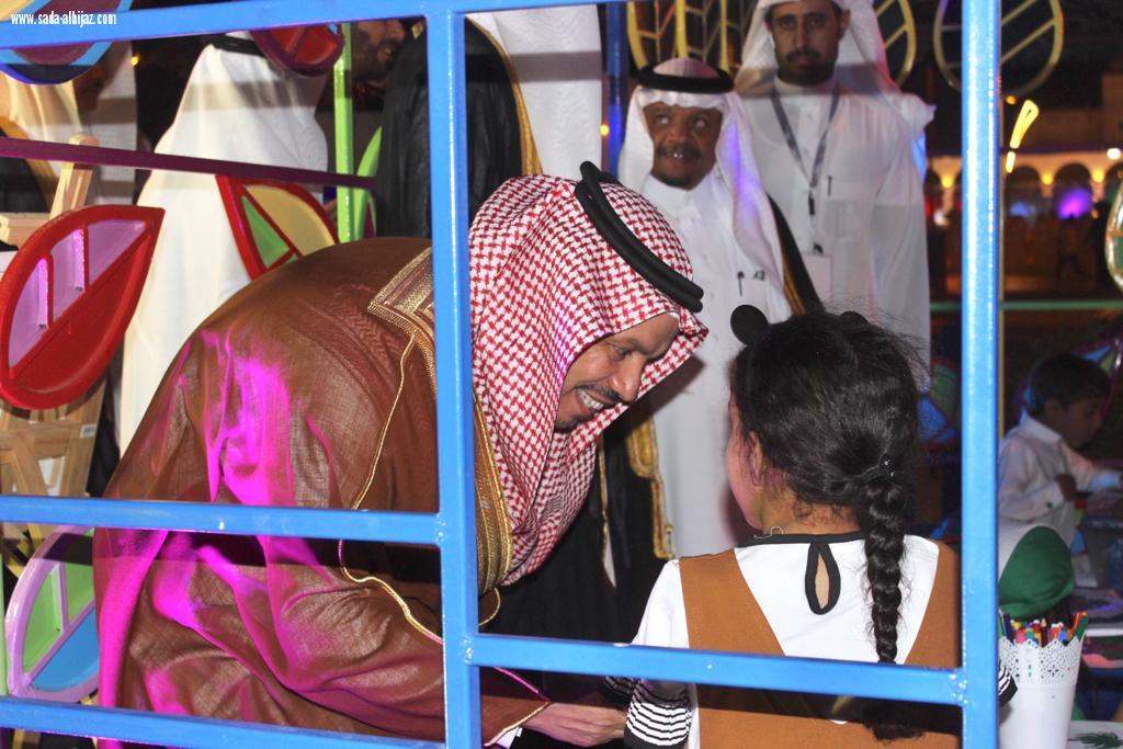 محافظ ميسان يدشن مهرجان العنب الثالث ببني سعد