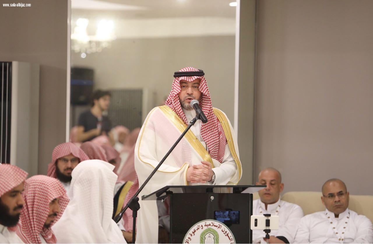 د.عبداللطيف آل الشيخ  المملكة قوية بدينها وقيادتها وشعبها وبالمسلمين في العالم لأنها تحكم شرع الله وتنشر كتابه وتبعث الدعاة
