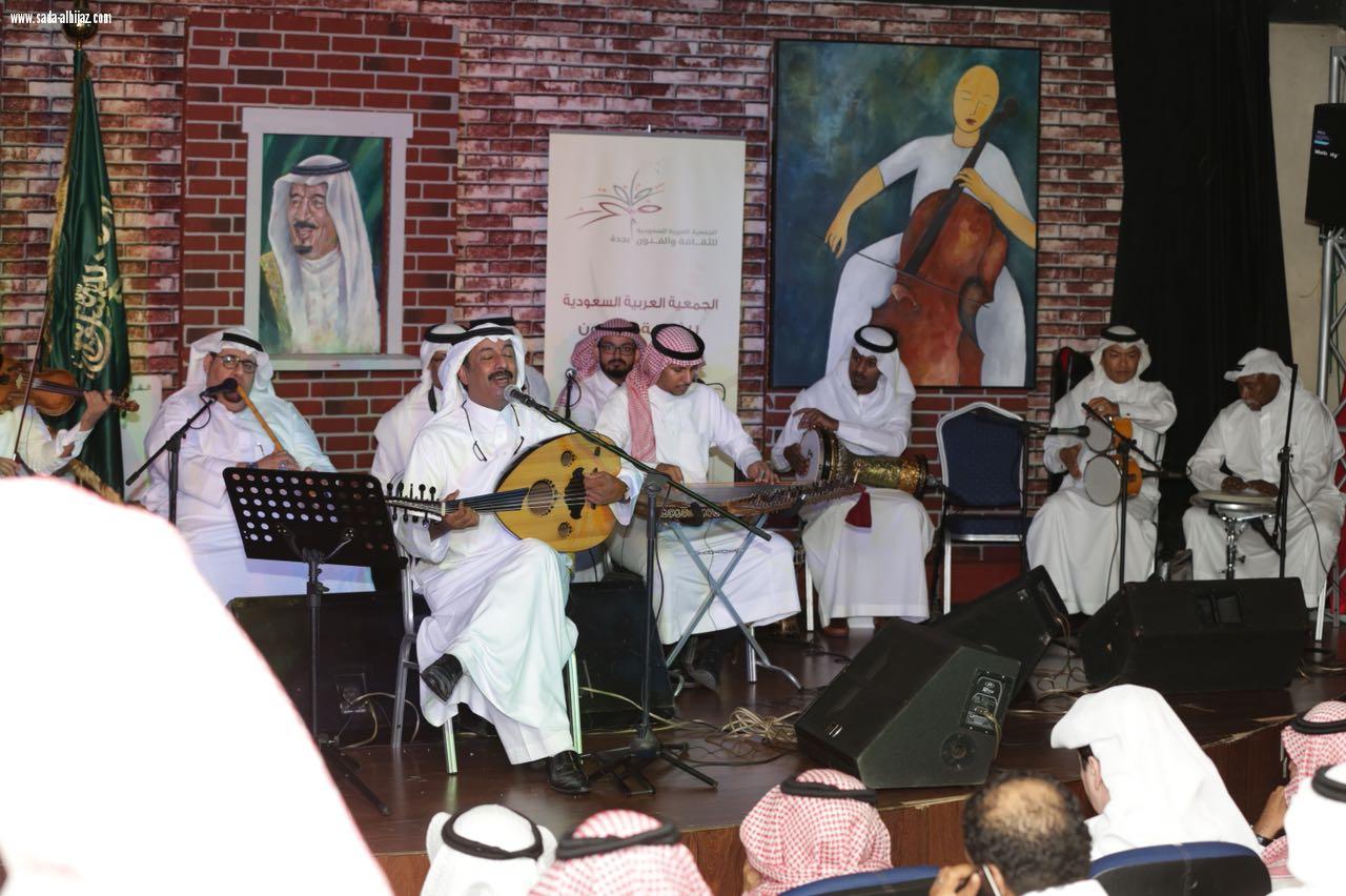 النجوم الواعدة يتألقون إبداعاً بقيادة باغر على مسرح جمعية الثقافة والفنون بجدة
