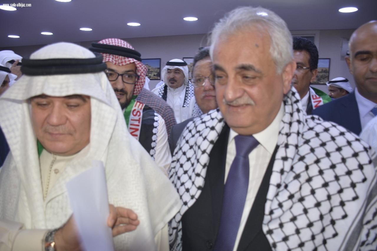 القدس فى قلوبنا أمسية تضامن اعلانى الاعلاميين السعوديين والكتاب العرب في القنصلية الفلسطينية بجدة